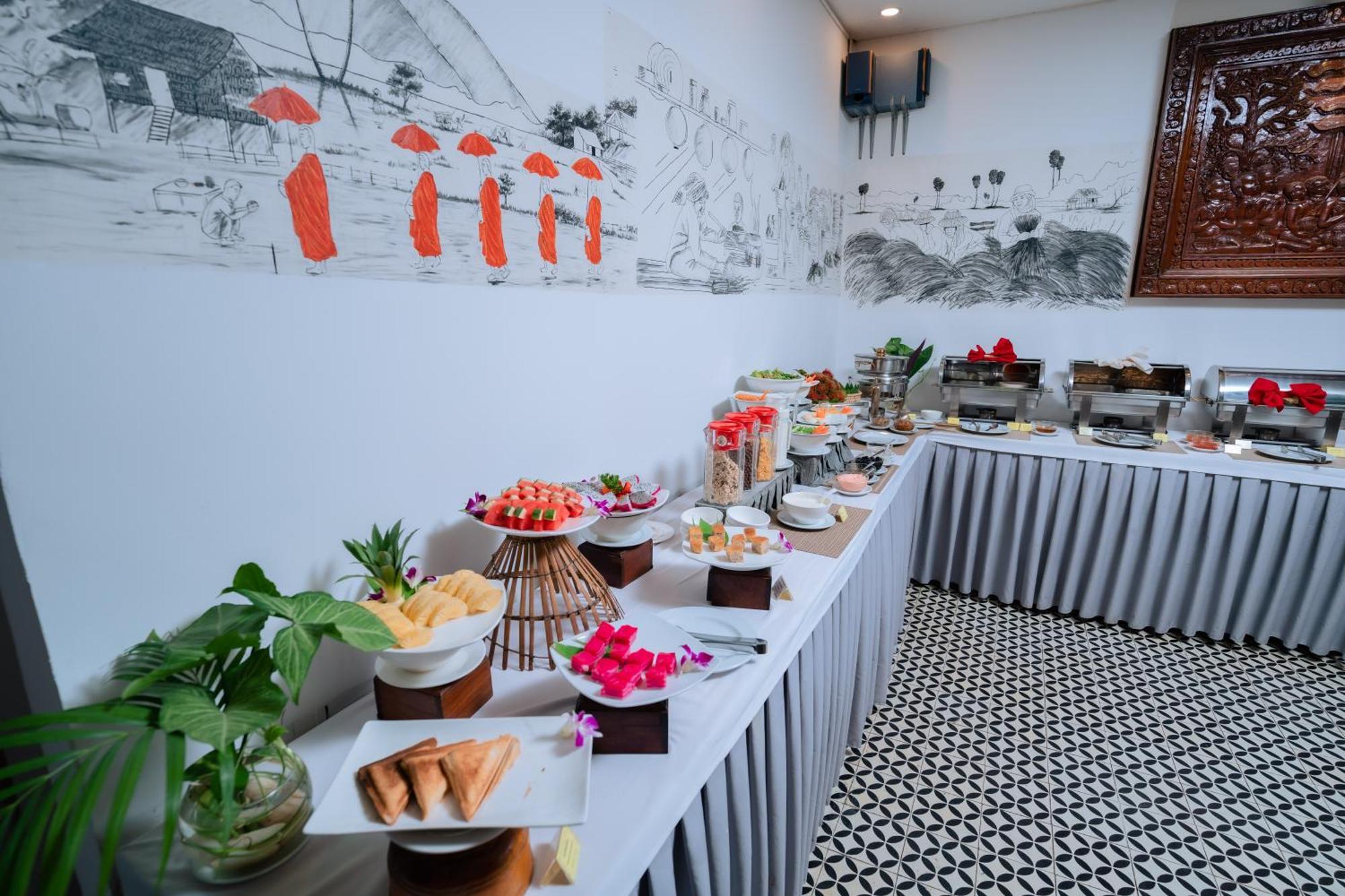Home Chic Hotel Пном Пен Екстериор снимка