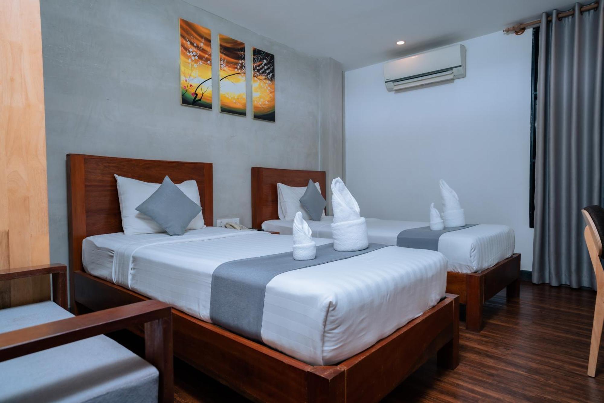 Home Chic Hotel Пном Пен Екстериор снимка
