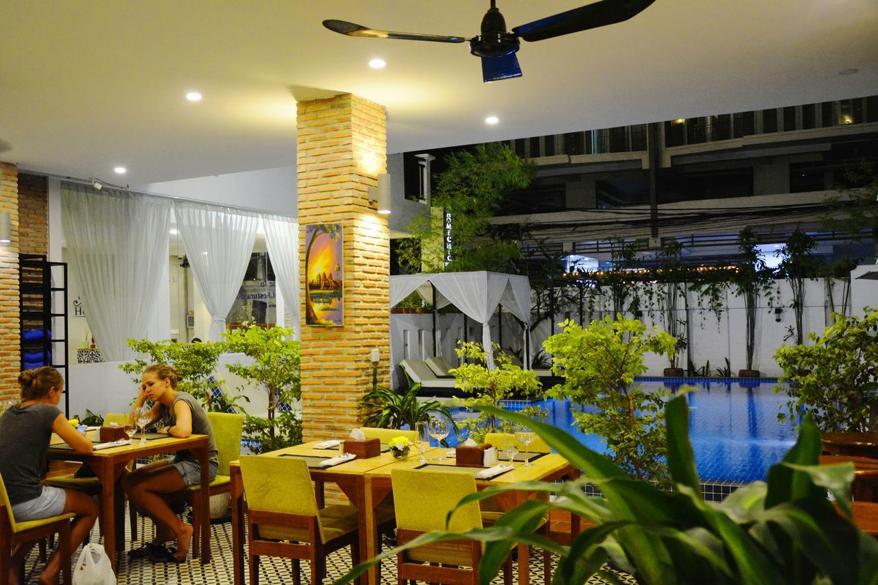 Home Chic Hotel Пном Пен Екстериор снимка