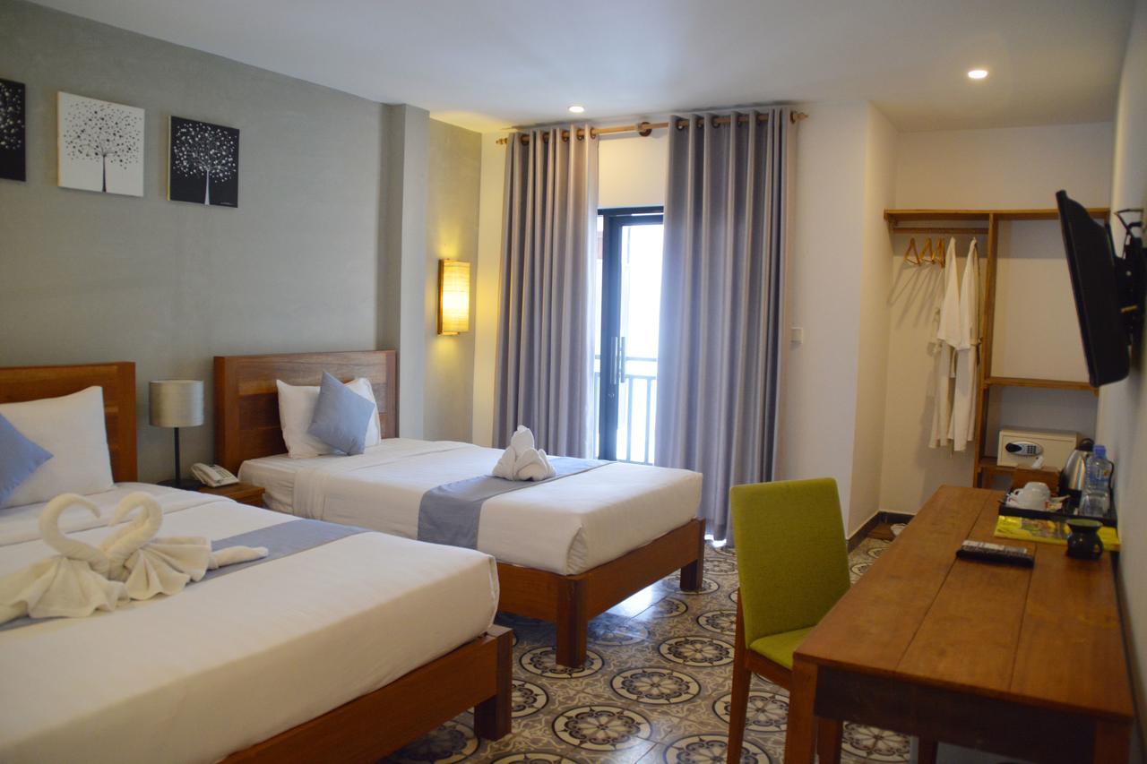 Home Chic Hotel Пном Пен Екстериор снимка