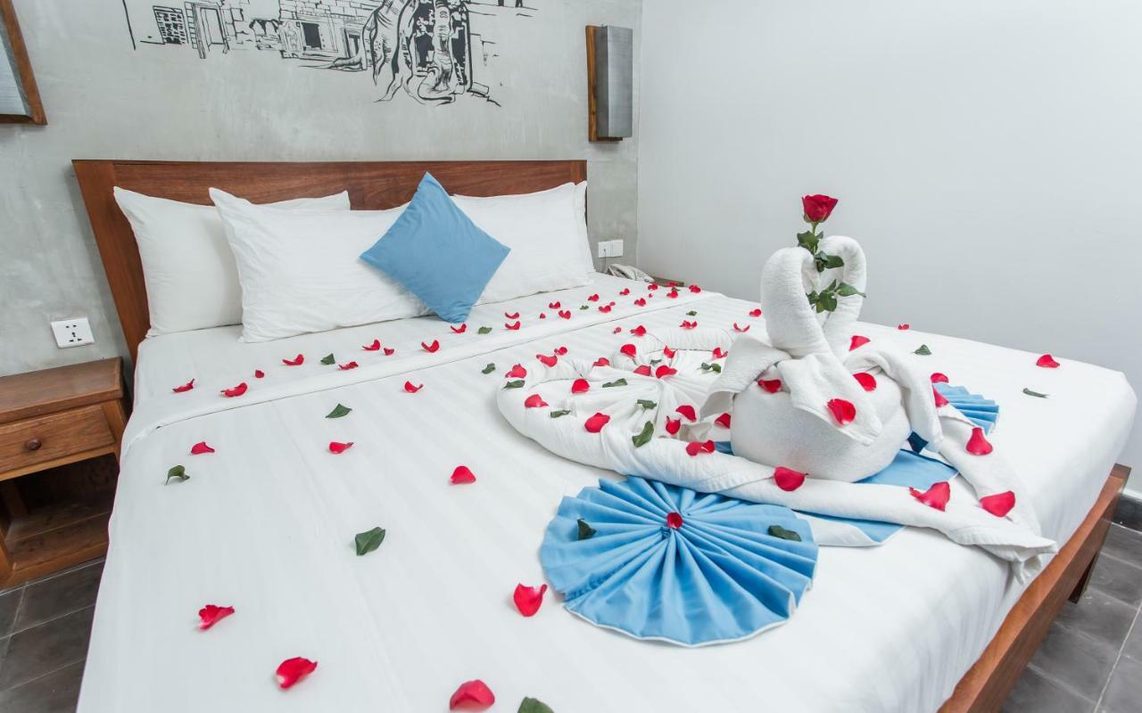 Home Chic Hotel Пном Пен Екстериор снимка